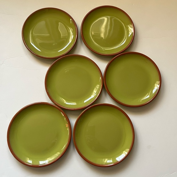 Crate&Barrel Dining 6 Crate Barrel Plates Small Green Glaze Dessert